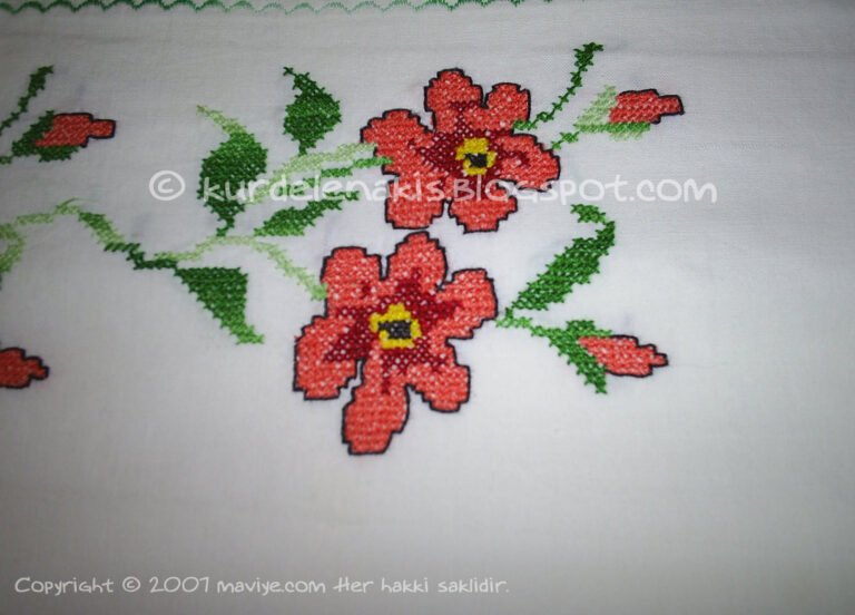 Kanaviçe Karyola Takımı