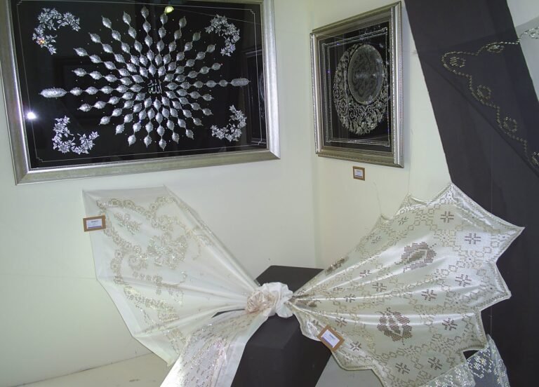 Feshane ismek sergisi tel kırma