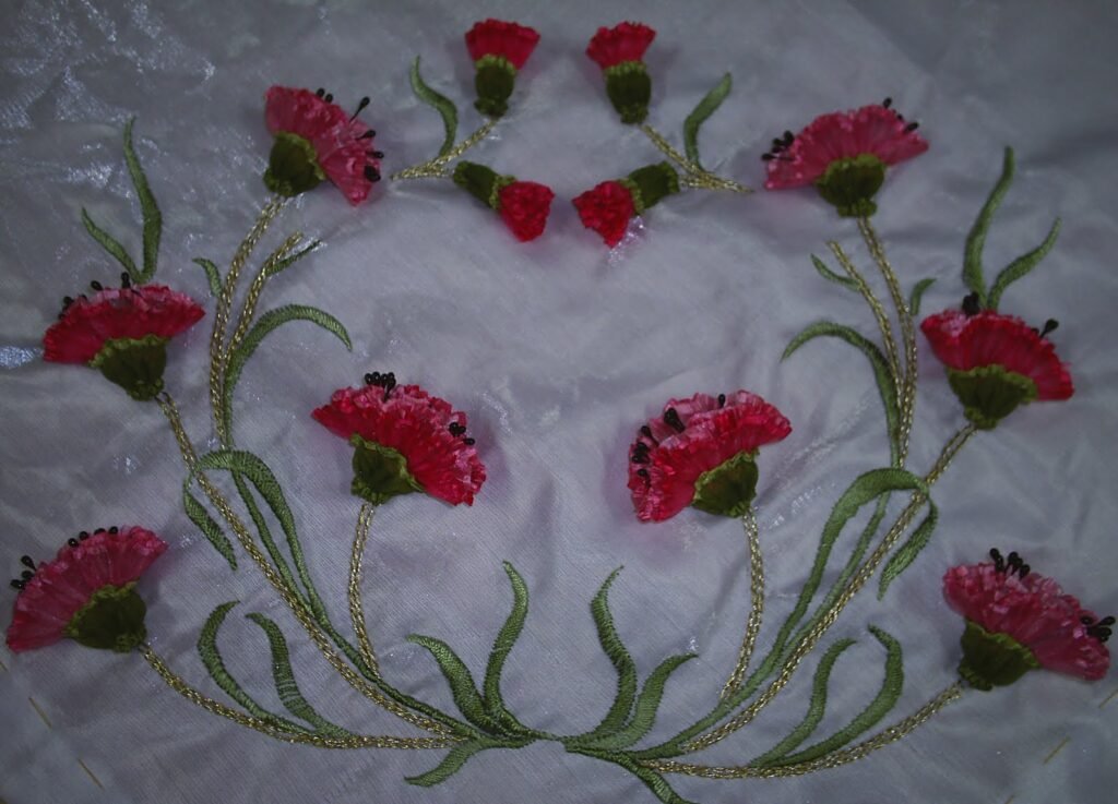 Kurdele Nakışı Karanfiller