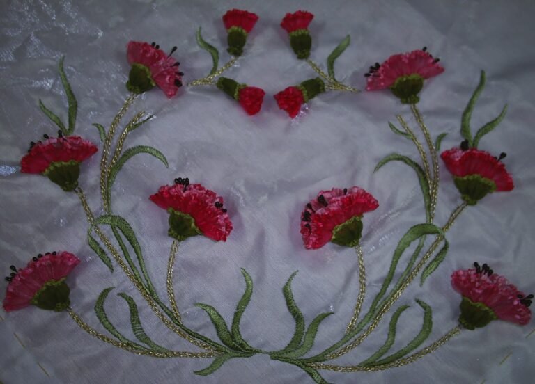 Kurdele Nakışı Karanfiller