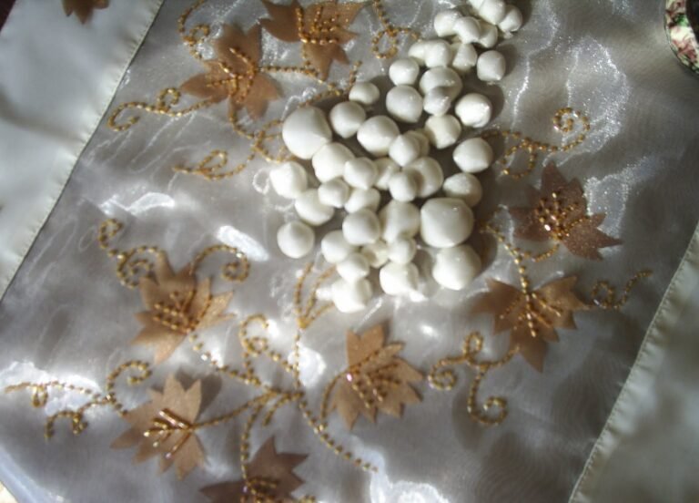 Sehpa Örtüsü Örneği