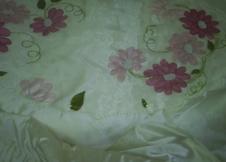 Gölge İşi Yatak Örtüsü