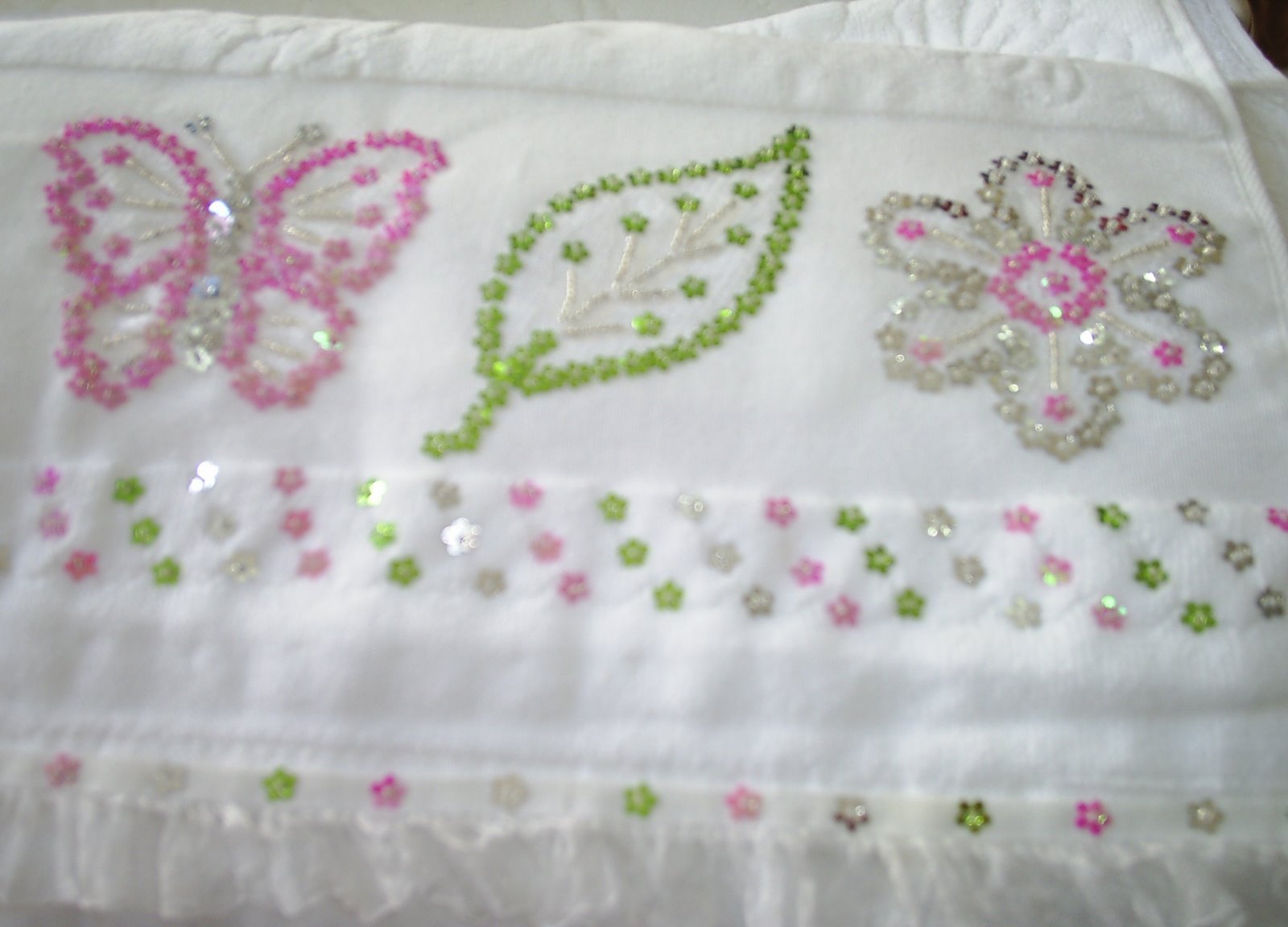 Pembe Pul Havlu Kenarı 3