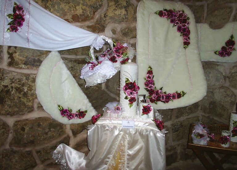 BUSMEK 3. Genel Sergisi – Banyo Takımı