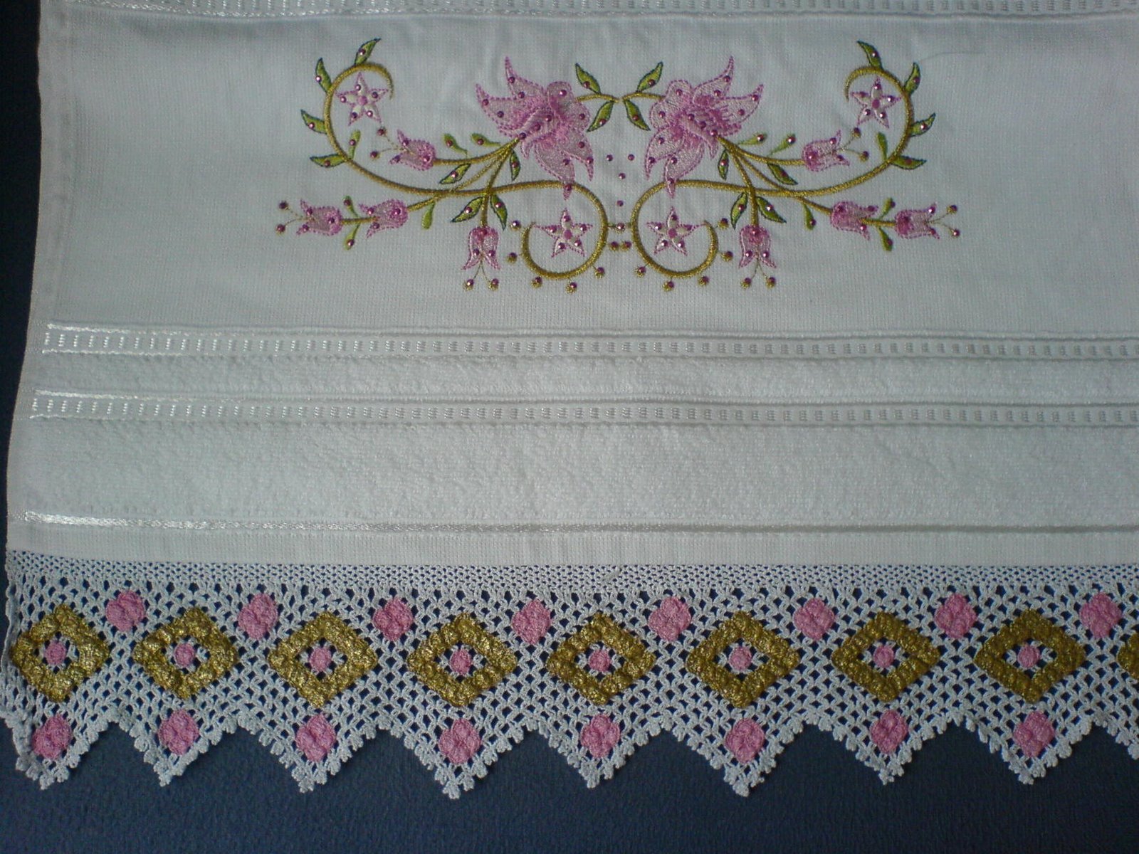 boyama nakış havlu